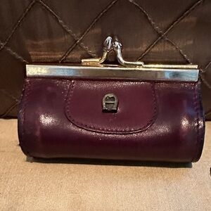 Etienne Aigner Leather Kisslock Coin Purse 1970’s Oxblood with Gold Hardware.